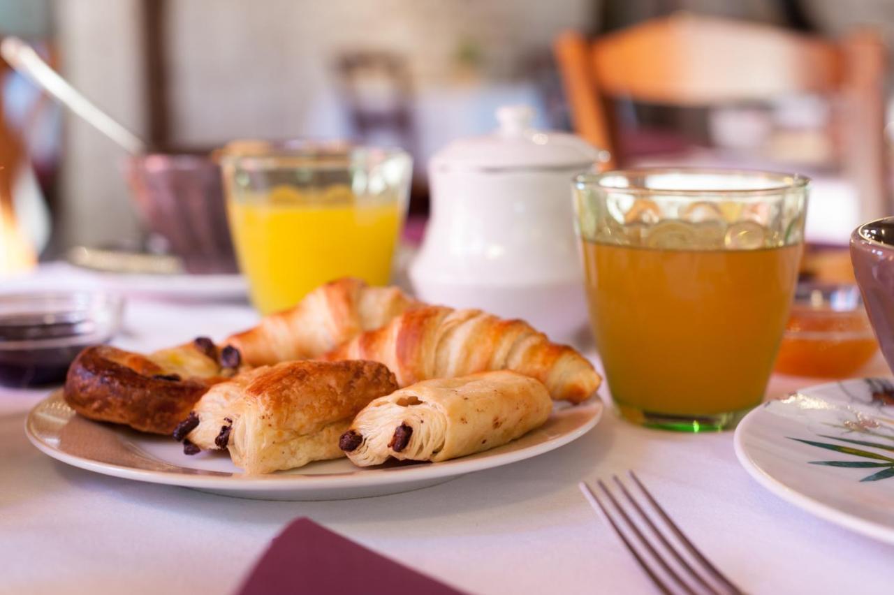 Le Pigeonnier Du Perron Hotel Availles-en-Chatellerault Ngoại thất bức ảnh
